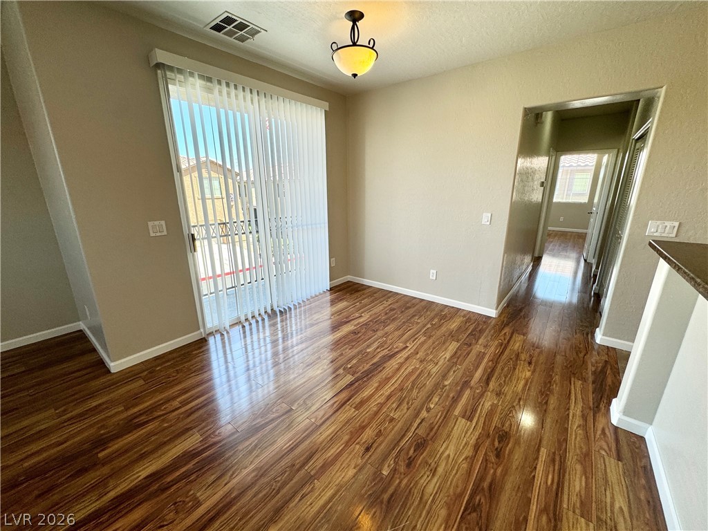 335 CLARENCE HOUSE Avenue 103