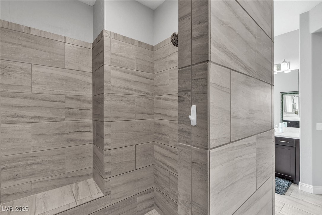 Las Vegas, Nevada 89131, United States, 4 Bedrooms Bedrooms, ,3 BathroomsBathrooms,Residential,Active,113488