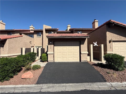 Townhouse For Rent - 3980 Tirana Way<br/> Clark County, Las Vegas, NV 89103