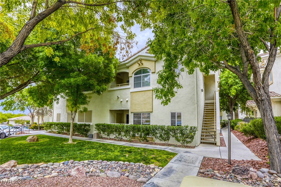 1420 Red Crest Lane 202