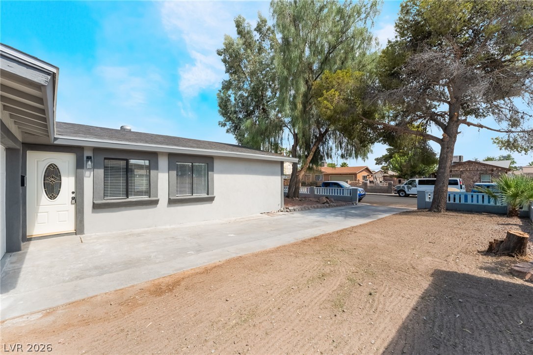 3903 Sequoia Avenue