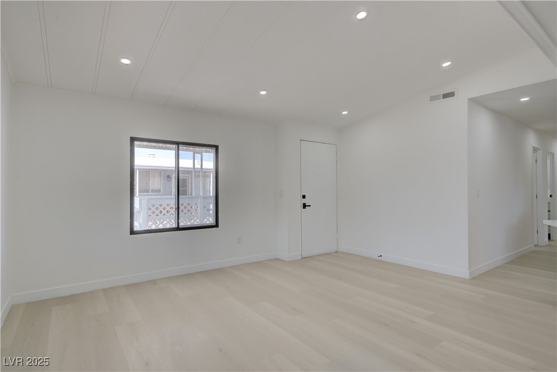 Properties 4 3570 Haleakala Drive