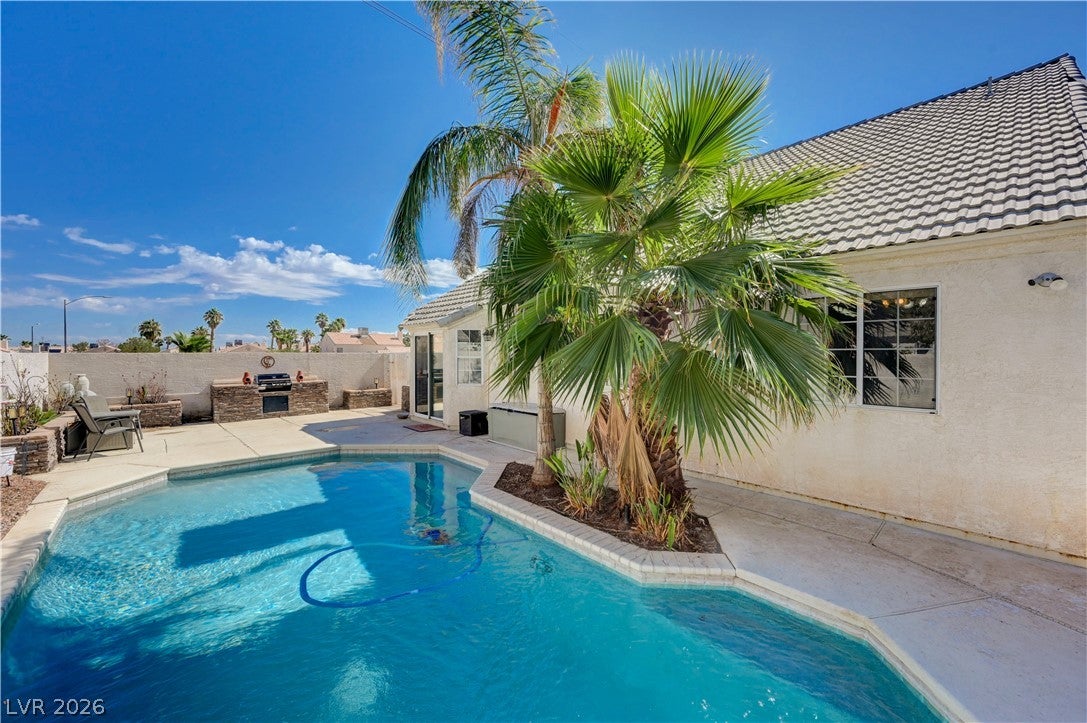 8300 Hatteras Court