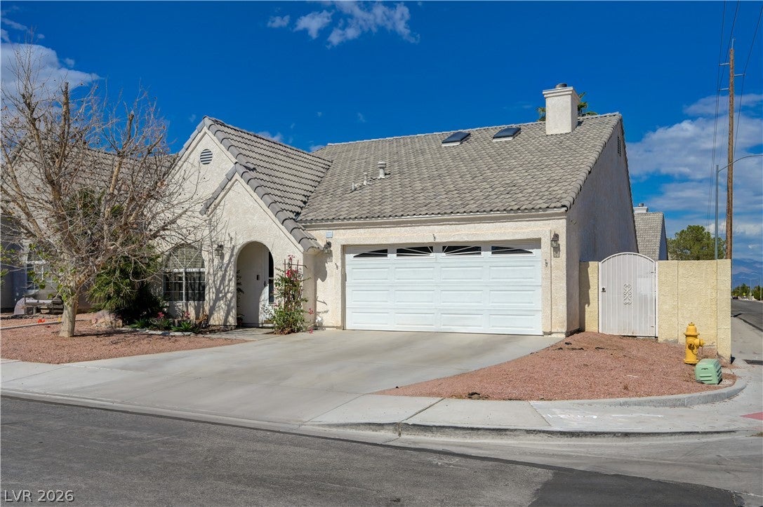 8300 Hatteras Court