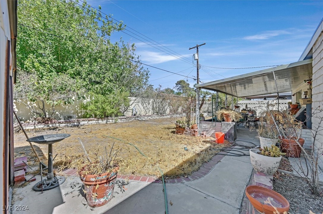 Las Vegas, Nevada 89121, United States, 3 Bedrooms Bedrooms, ,2 BathroomsBathrooms,Residential,Pending,41771