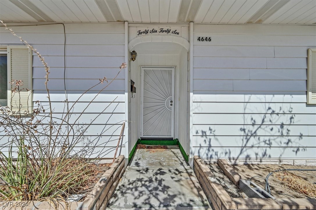 Las Vegas, Nevada 89121, United States, 3 Bedrooms Bedrooms, ,2 BathroomsBathrooms,Residential,Pending,41771