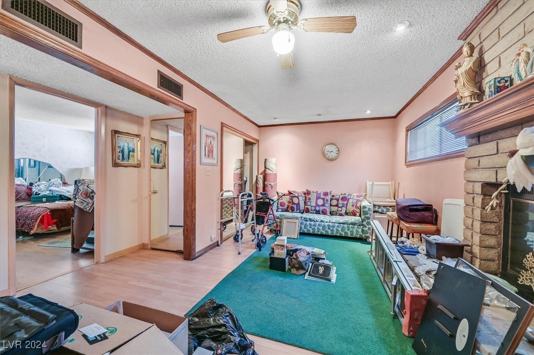 Las Vegas, Nevada 89121, United States, 3 Bedrooms Bedrooms, ,2 BathroomsBathrooms,Residential,Pending,41771