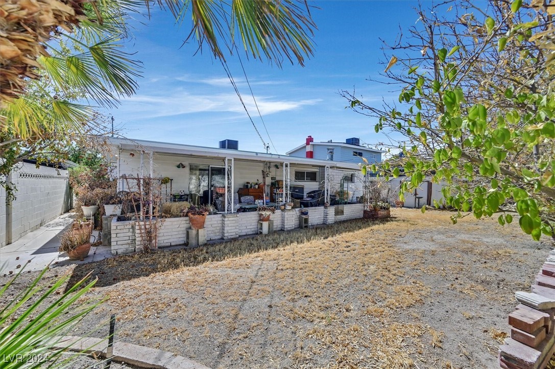 Las Vegas, Nevada 89121, United States, 3 Bedrooms Bedrooms, ,2 BathroomsBathrooms,Residential,Pending,41771