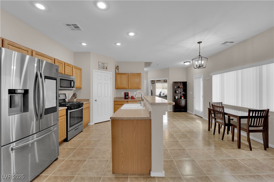 8873 Happy Stream Avenue, Las Vegas, Nevada image 11