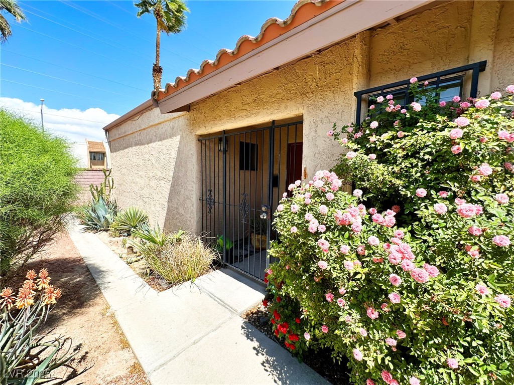 1868 Arbol Verde Way, Las Vegas, Nevada image 2