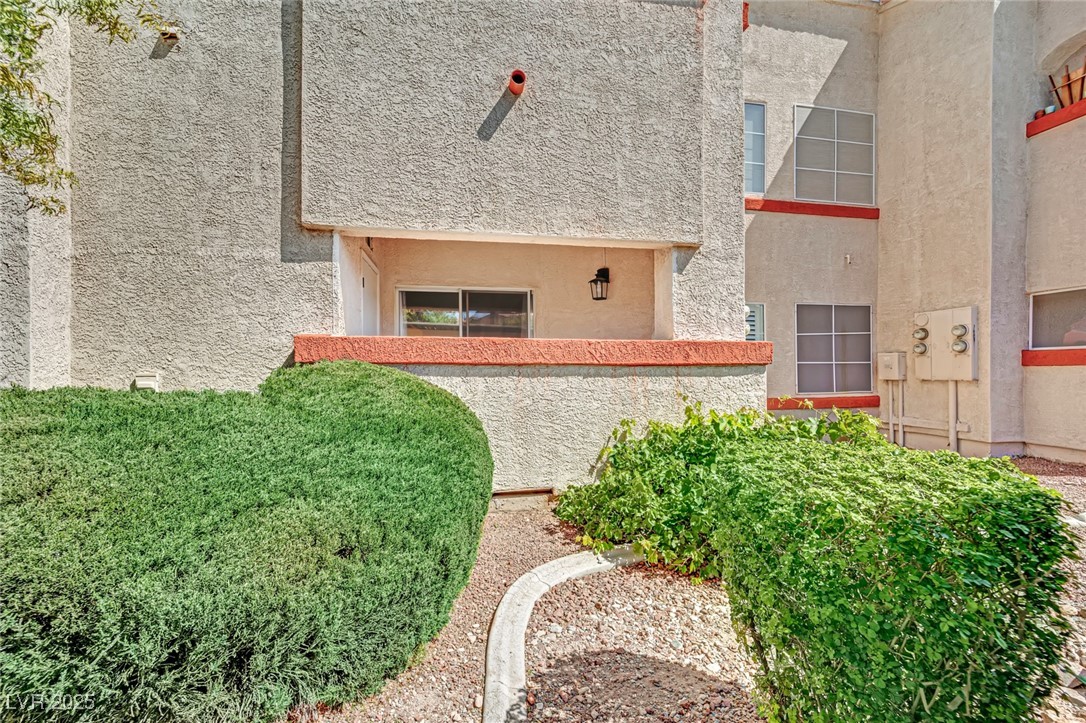 8408 White Eagle Avenue #101, Las Vegas, Nevada image 47