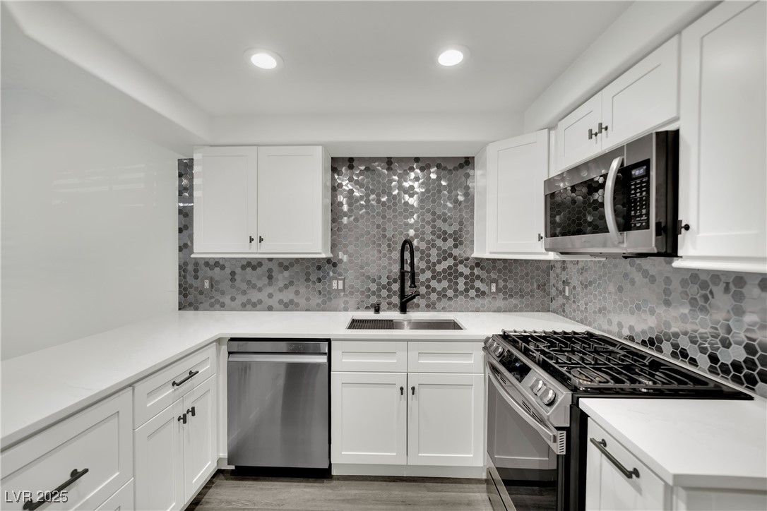 8408 White Eagle Avenue #101, Las Vegas, Nevada image 7