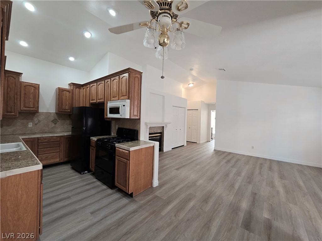1612 N Torrey Pines Drive 104