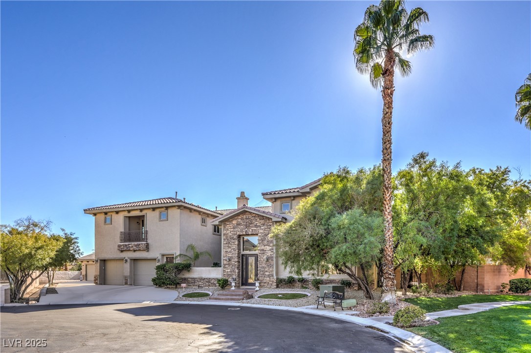 1920 Columbia Crest Court