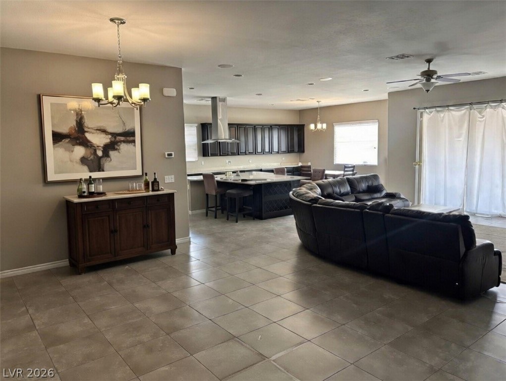 8823 Sherborne Gate Avenue