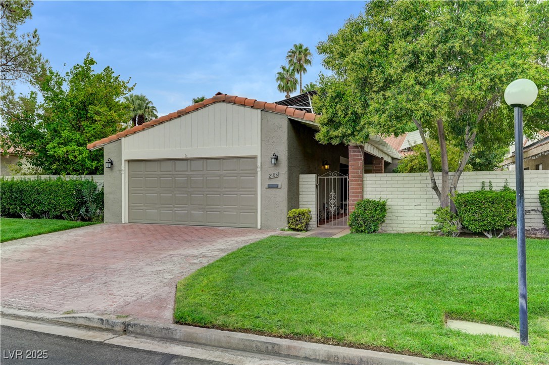 2108 Calle De Espana