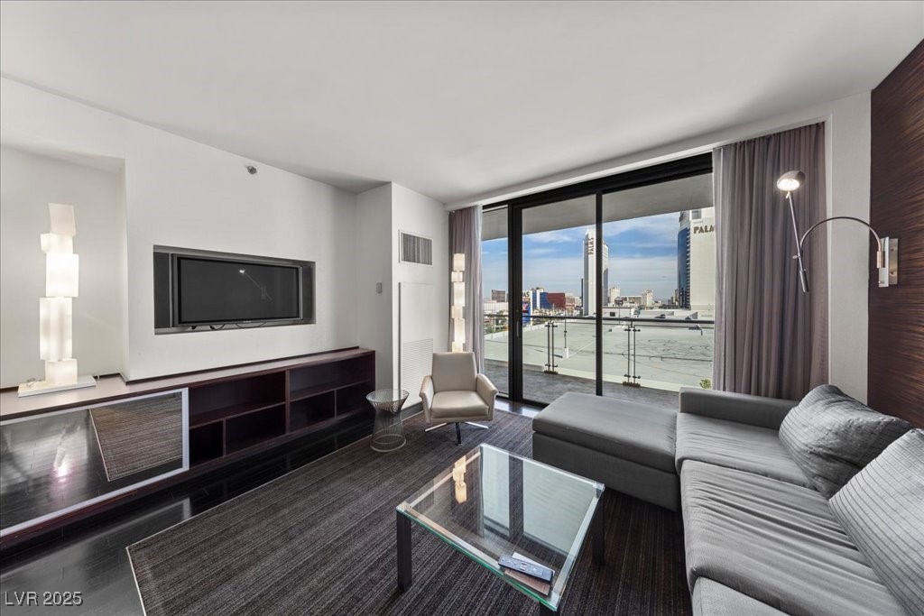 4381 W FLAMINGO Road 8312