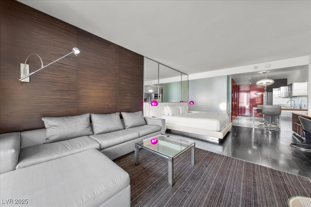 4381 W FLAMINGO Road 8312