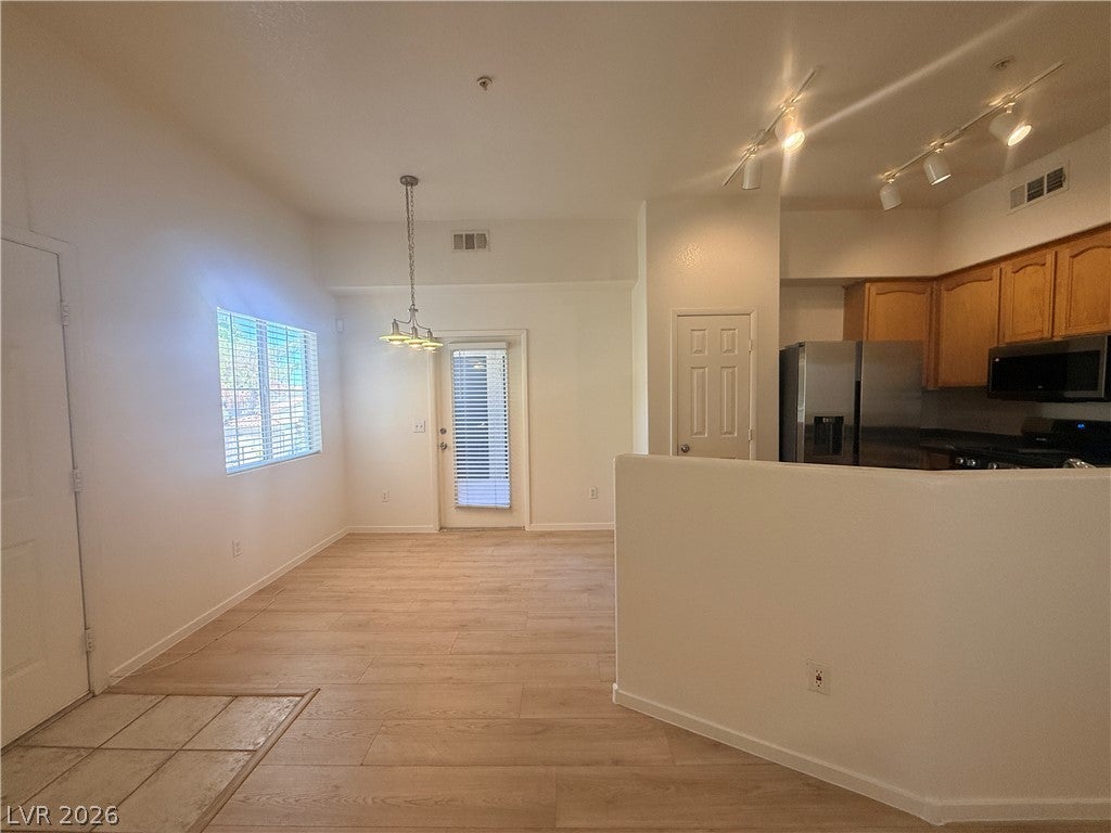 10245 S Maryland Parkway 241