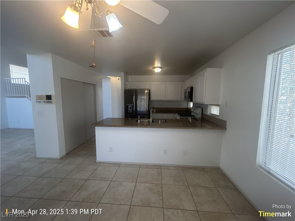 2032 Crowley Way