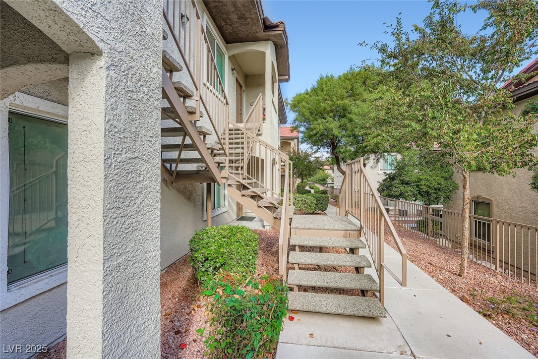 3350 Cactus Shadow Street 203