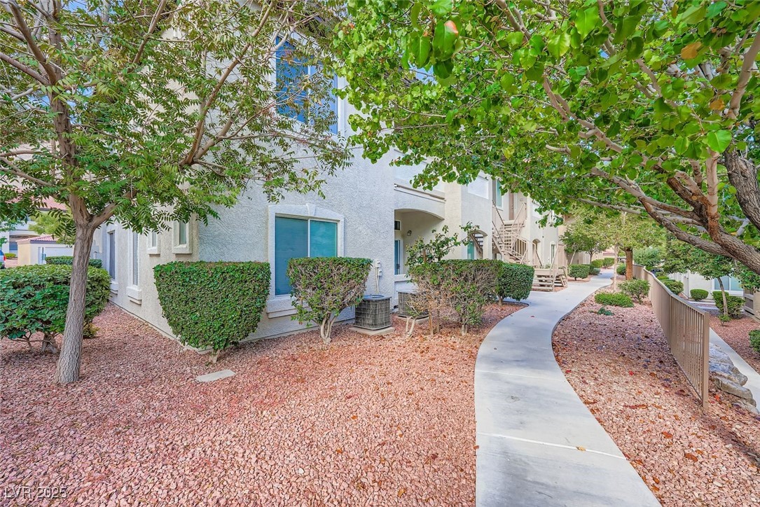 3350 Cactus Shadow Street 203