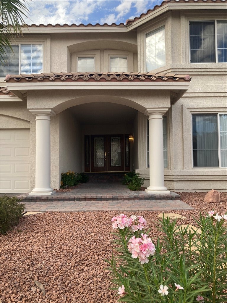 6576 Gossamer Fog Avenue