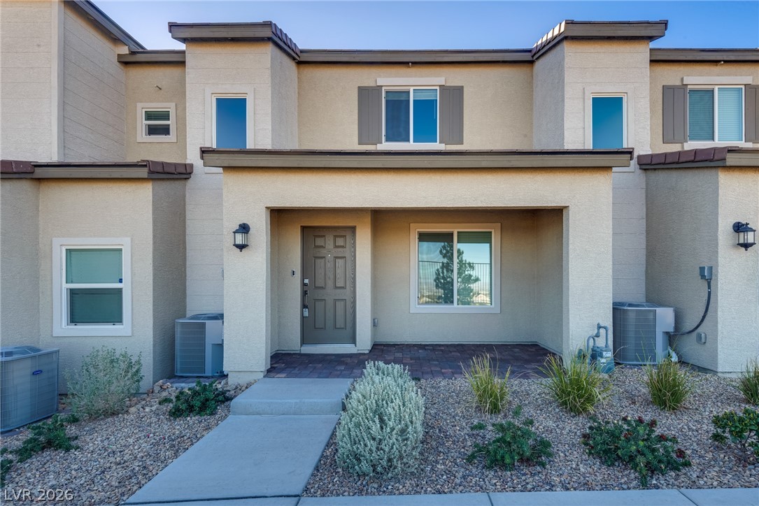 6176 Rathbone Street