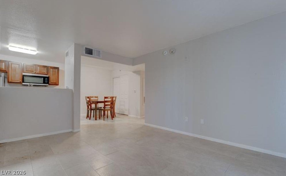 7885 W Flamingo Road 1016