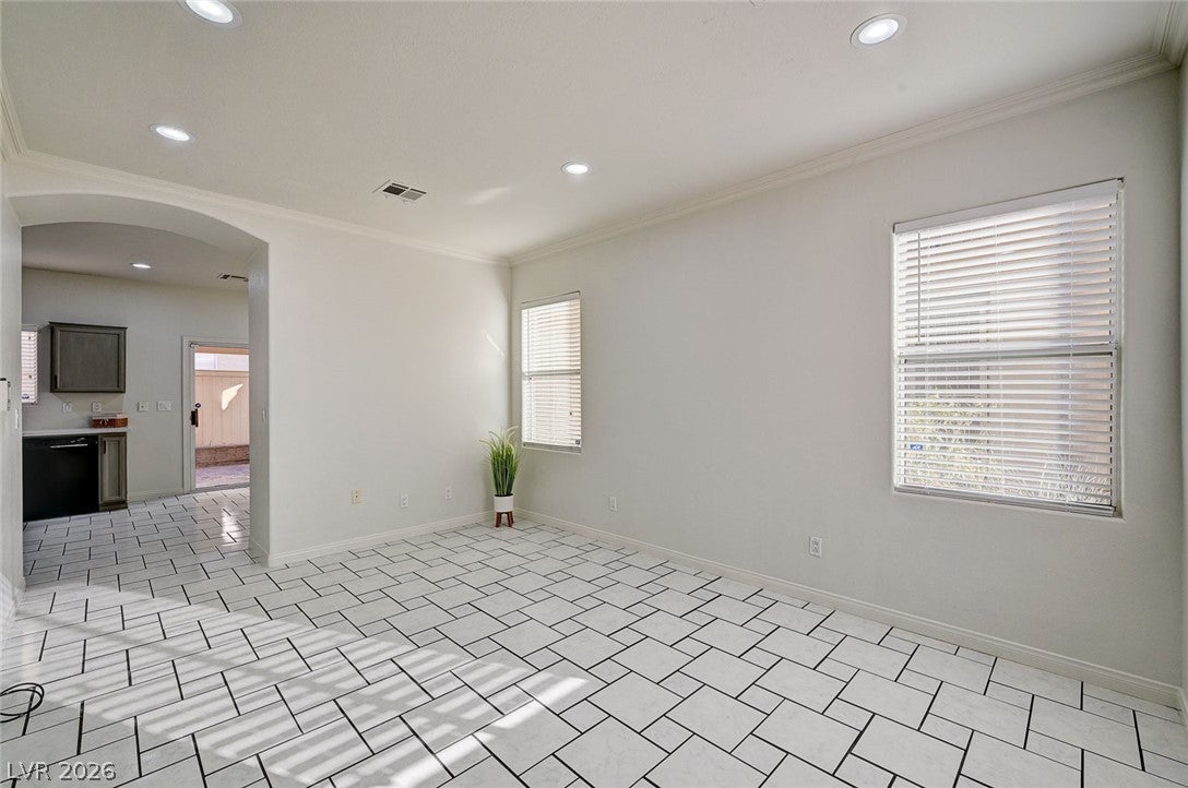 8062 Imperial Treasure Street