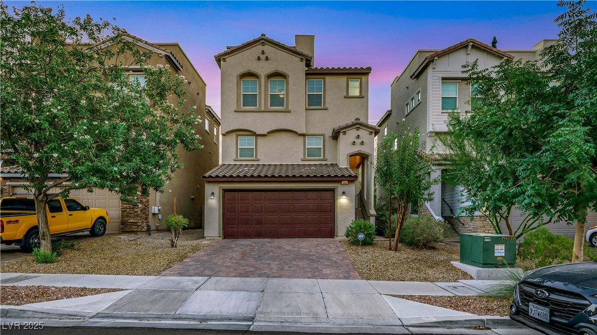382 Gracious Way