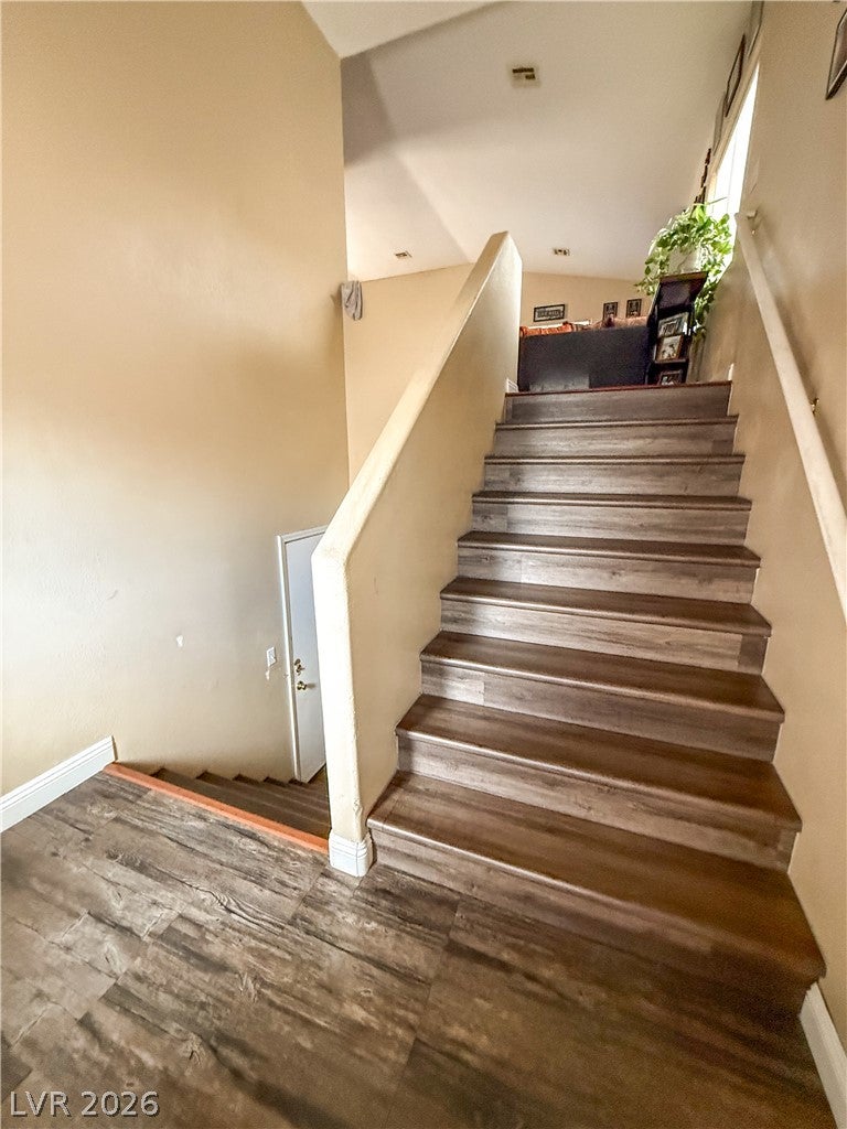 5324 Creeping Ivy Court