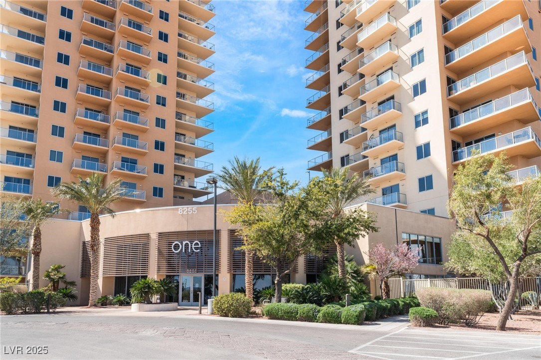 8255 Las Vegas Boulevard 1404
