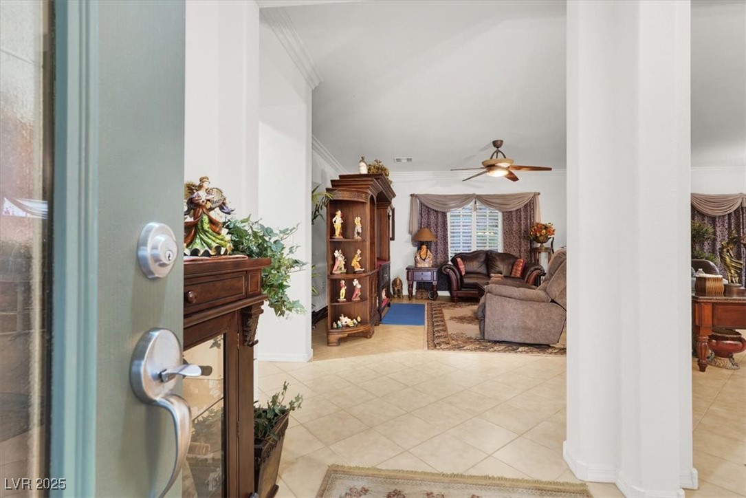 Henderson, Nevada 89052, United States, 2 Bedrooms Bedrooms, ,2 BathroomsBathrooms,Residential,Pending,85013