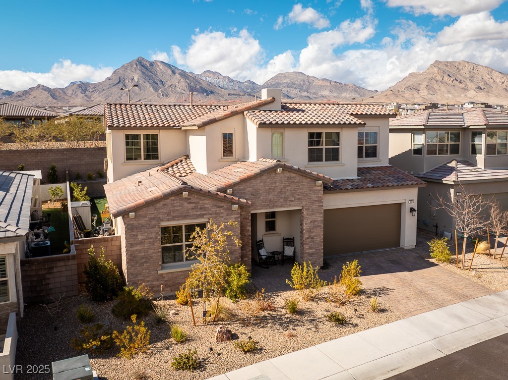 Properties 1 421 Malpaso Street
