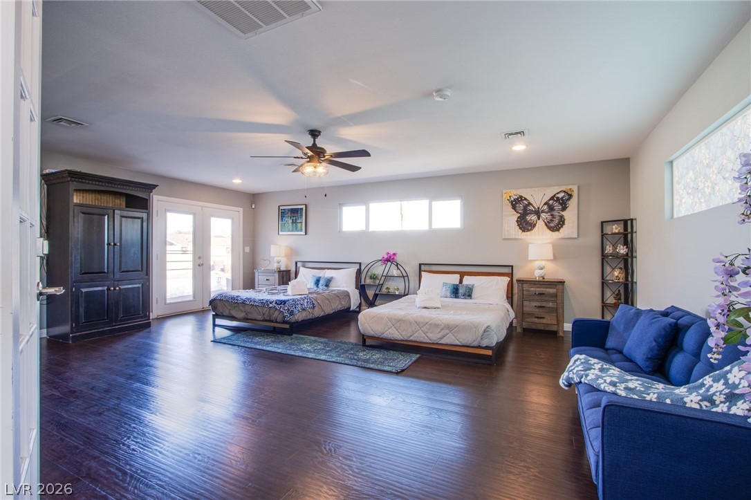 3449 Algonquin Circle