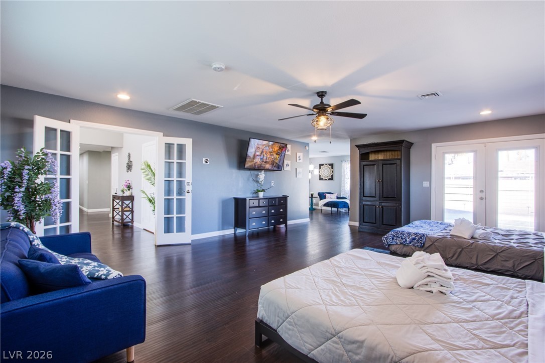 3449 Algonquin Circle