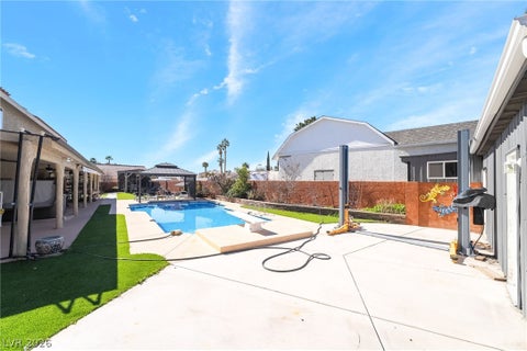 Tiny photo for 2877 S Buffalo Drive, Las Vegas, NV 89117 (MLS # 2756551)