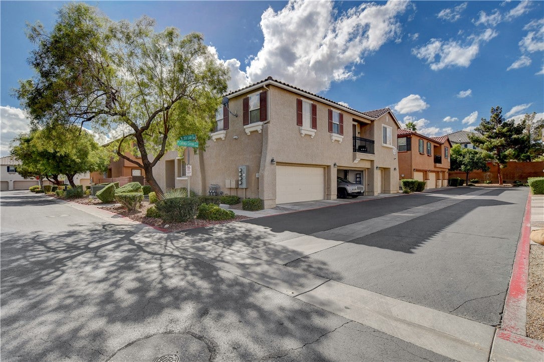 9111 Canoga Canyon Court 103