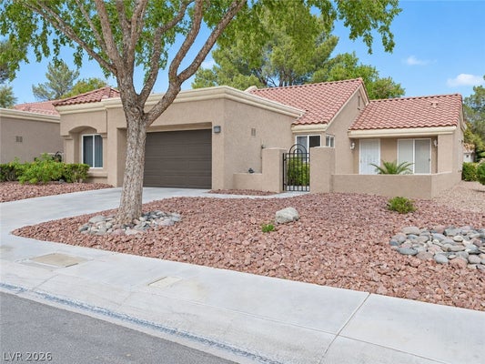 8540 WILLOWRICH DR, LAS VEGAS, NV 89134 - Image 68018ffcd6a337ba9abc2a67d2d51924/1591929937
