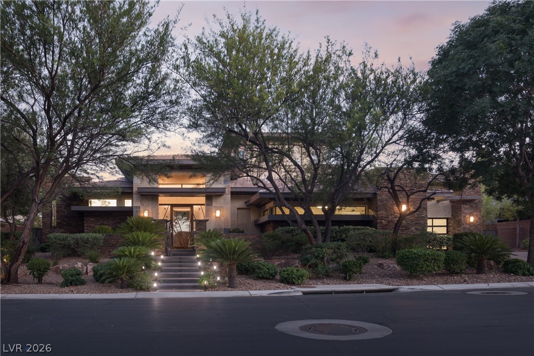 17 Soaring Bird Court