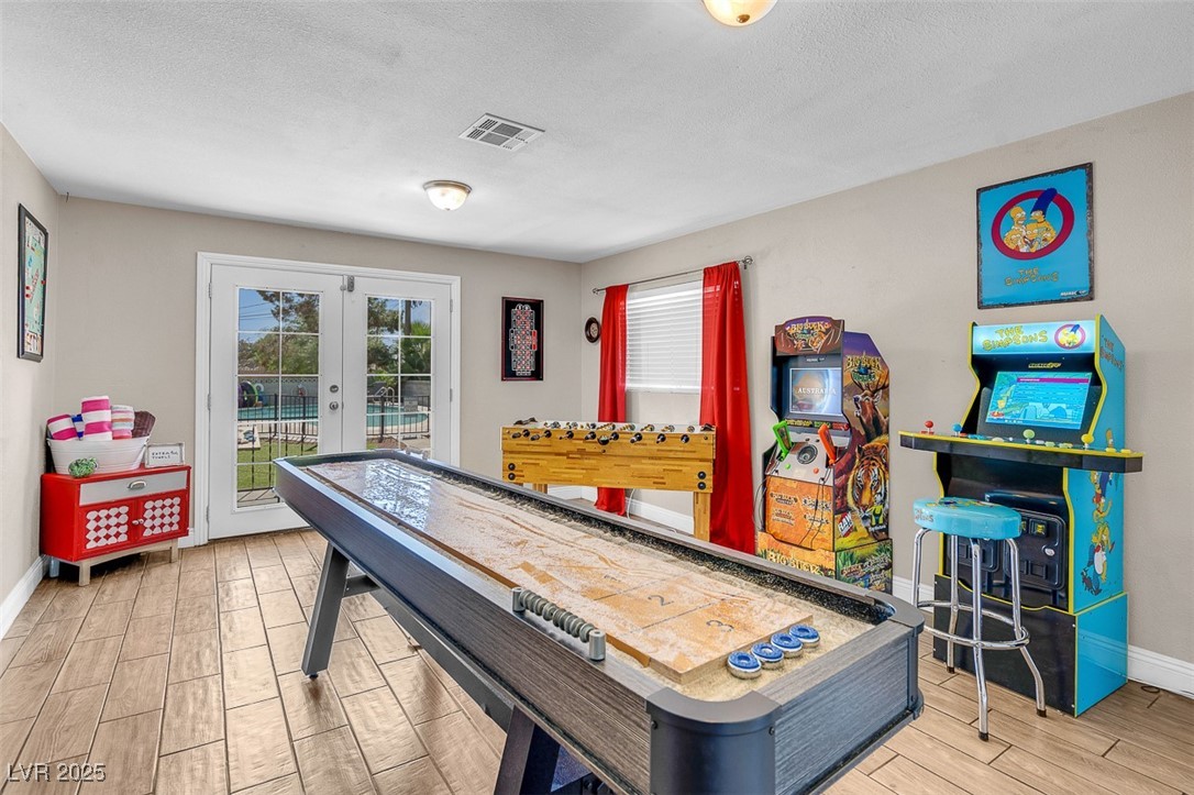 821 Mar Jay Court