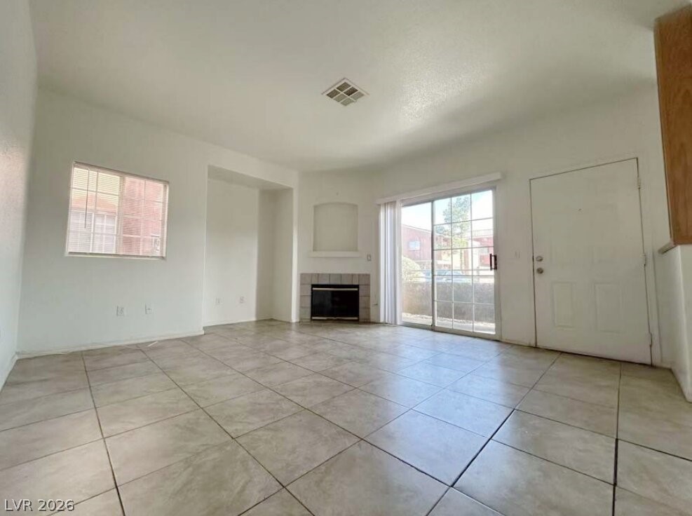 4730 E Craig Road 1160