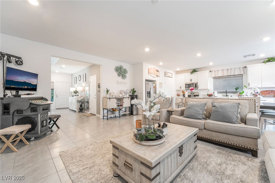 10395 Joaquin Fire Street