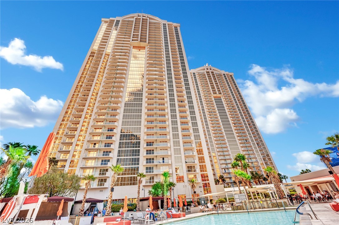 135 E Harmon Avenue 2409