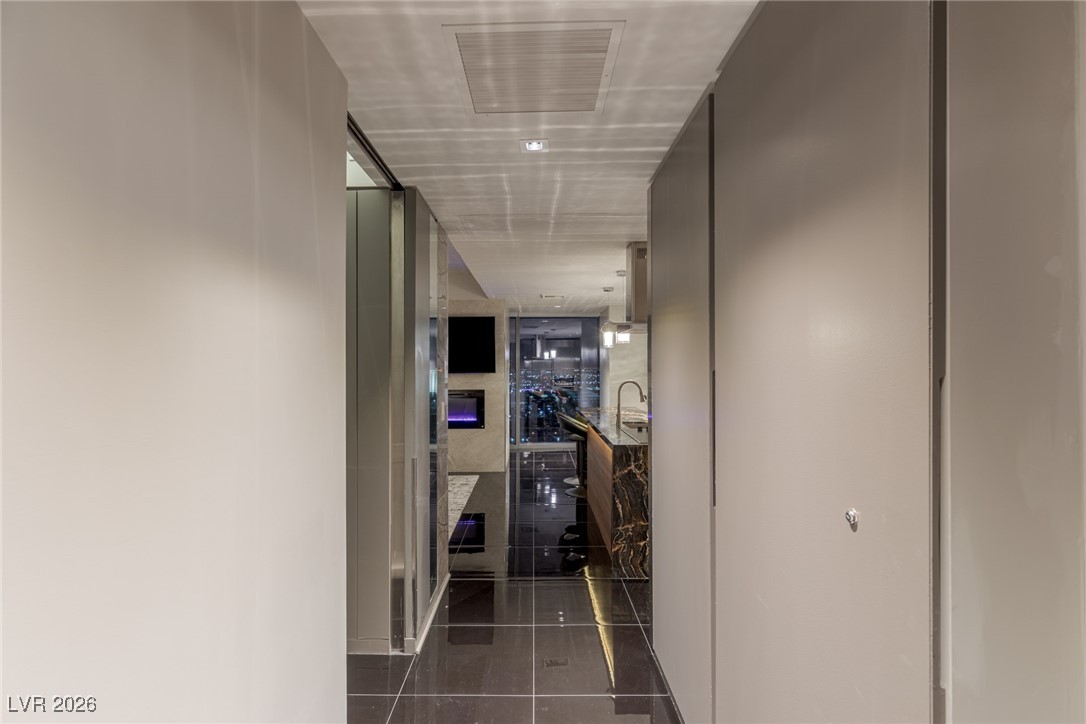 4381 W FLAMINGO Road 2622