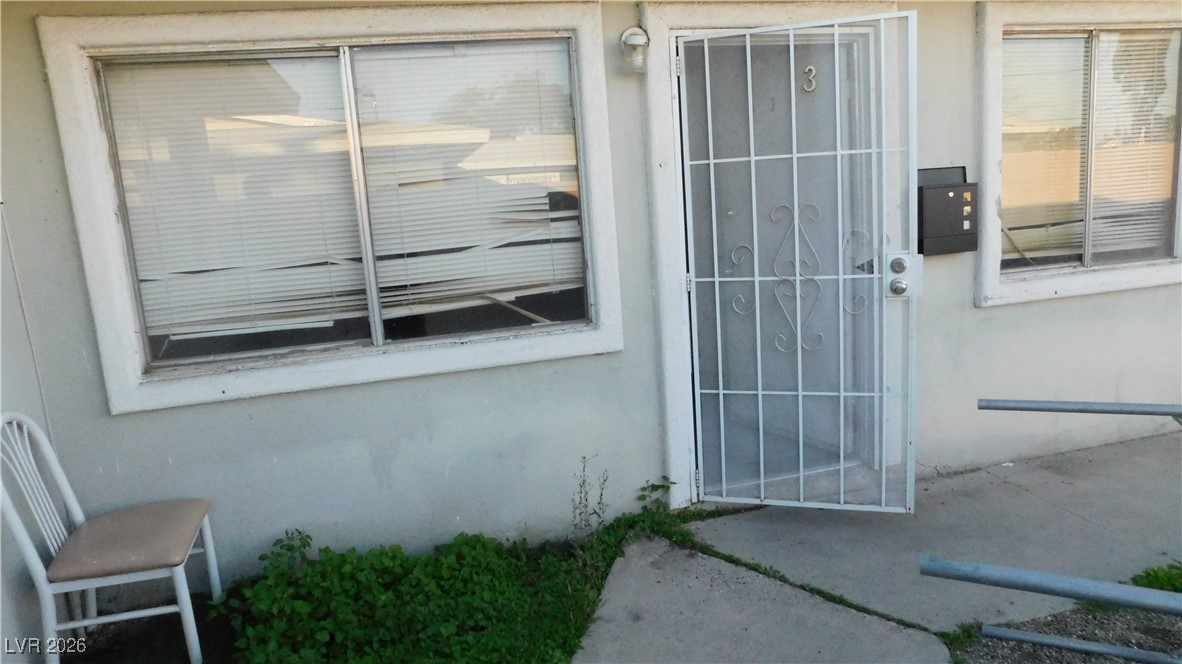 2612 E Mesquite Avenue