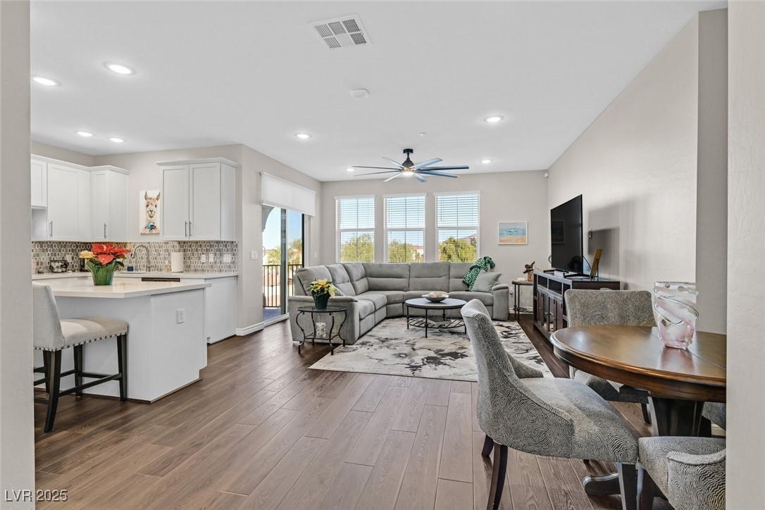 2555 Hampton Road 10301