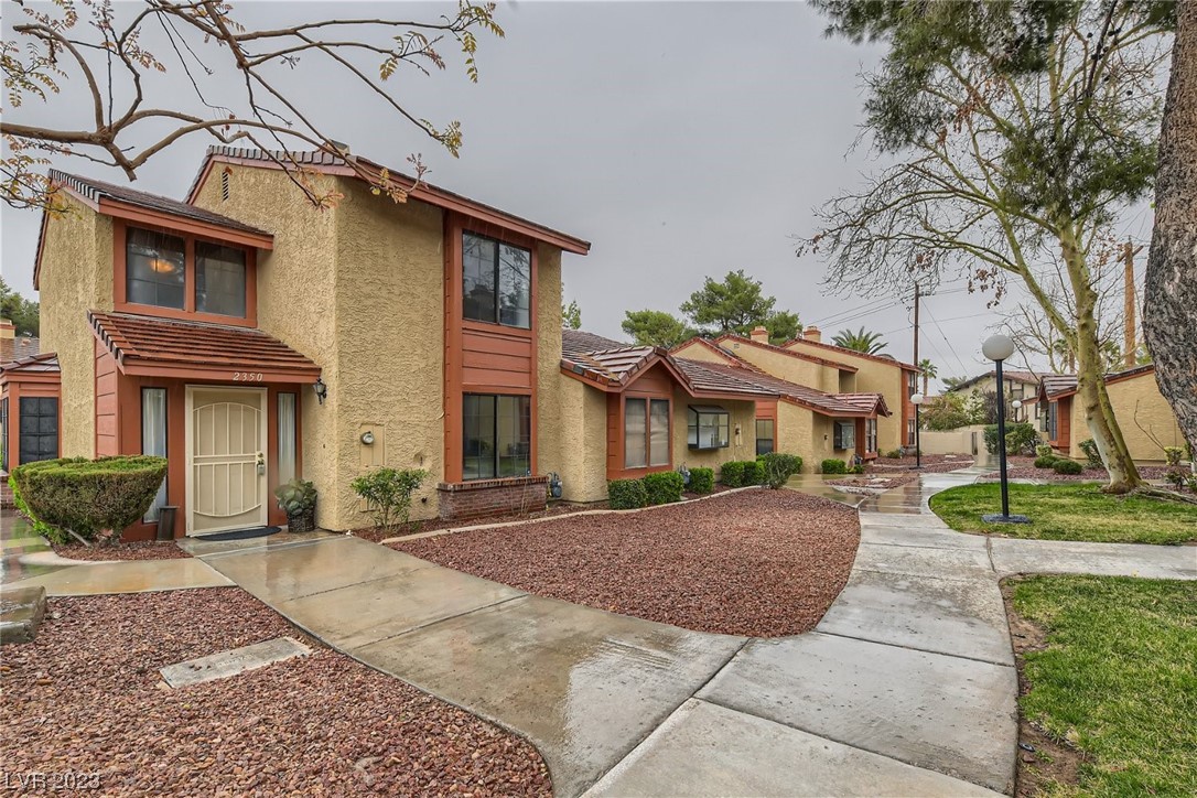 Photo 2 of 30 of 2350 Pickwick Drive townhome