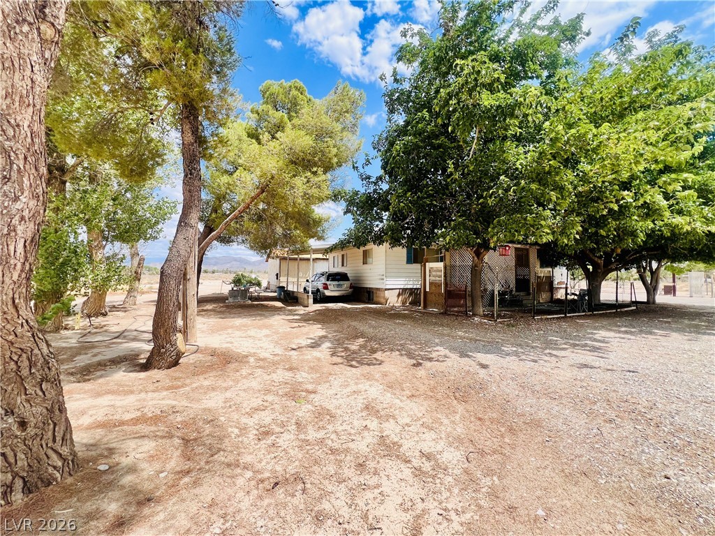 300 E Quartz Avenue